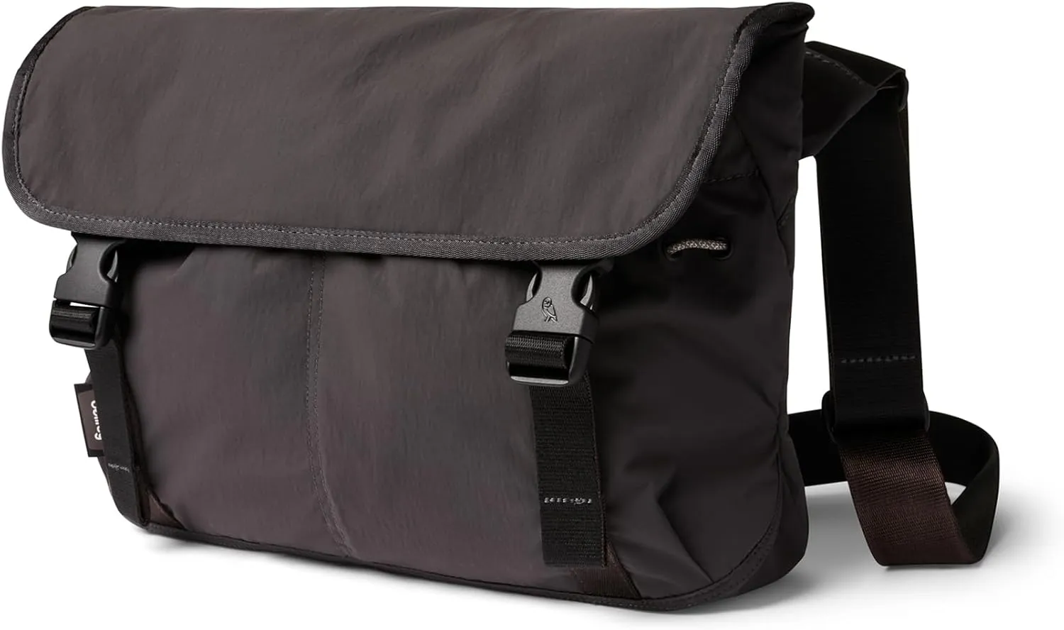 Bellroy Cinch Messenger (12 liter lightweight shoulder bag, water-resistant fabric, effortless organization) - Charcoal