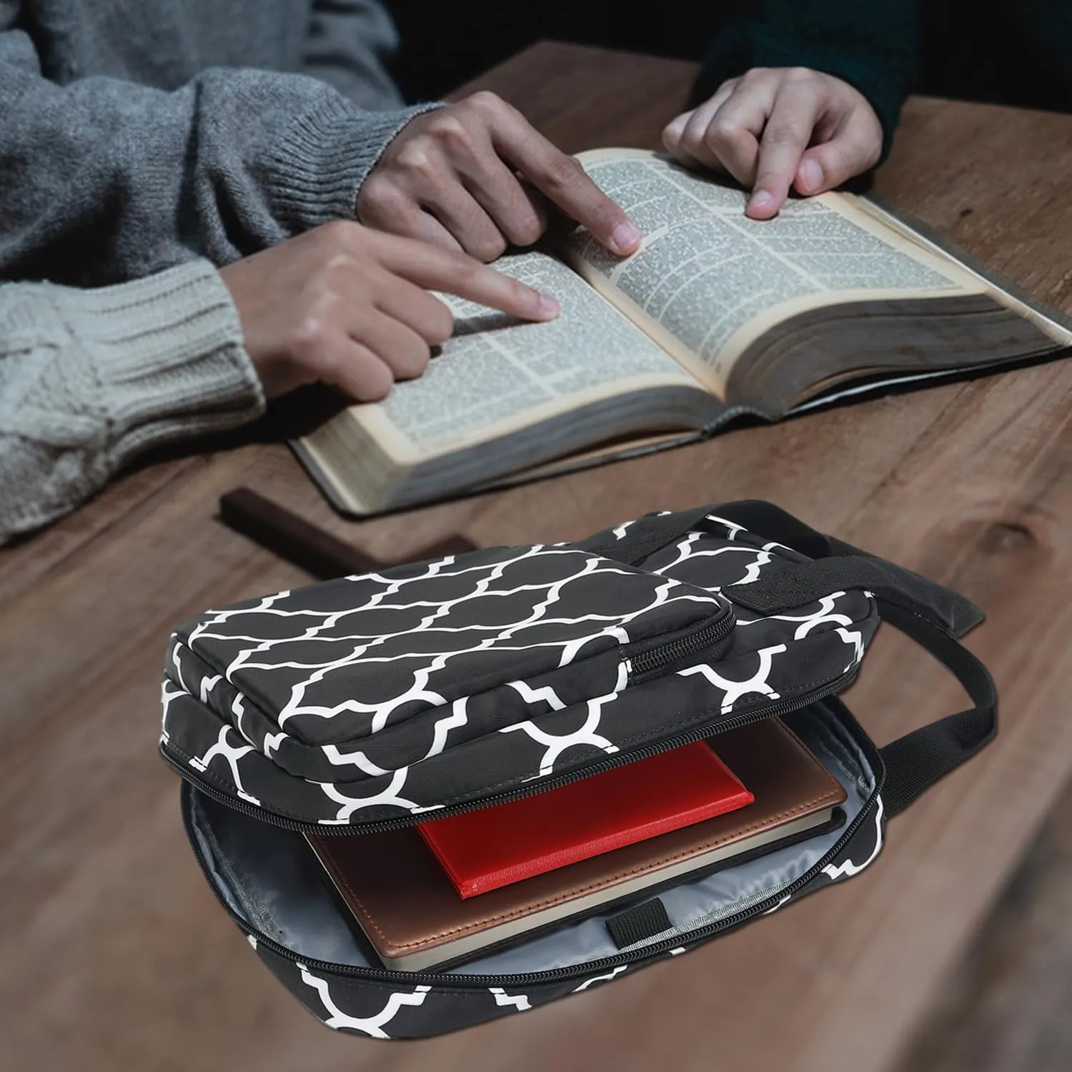 Bible Cover for Women, Bible Case, Bible Holder Case for Women, Carrying Book Case Church Bag with Handle and Zippered