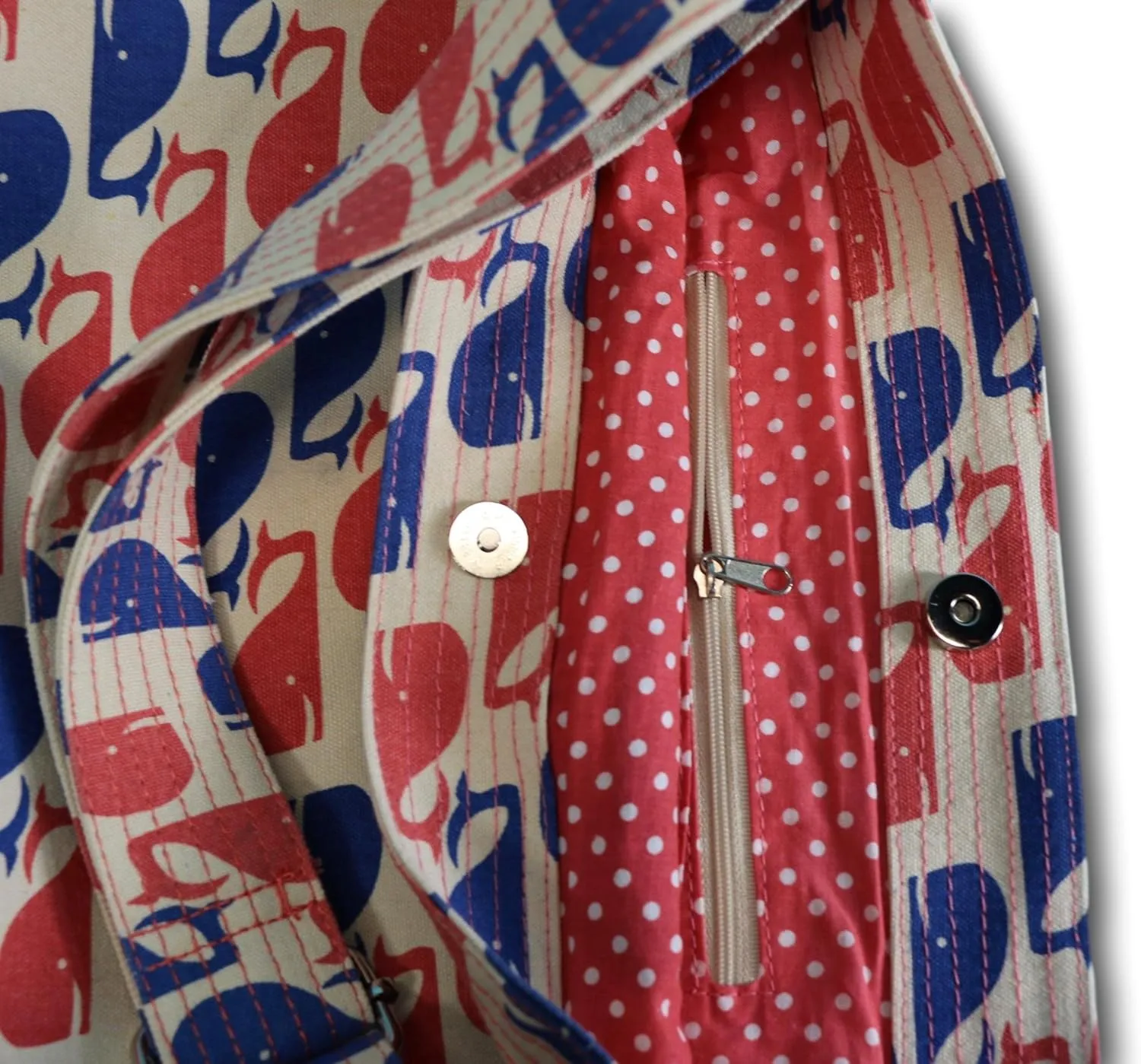Bungalow 360 Large Messenger Bag
