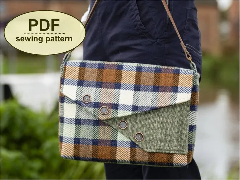Cley Messenger Bag