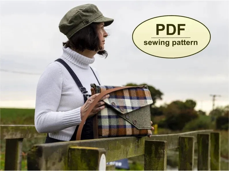 Cley Messenger Bag