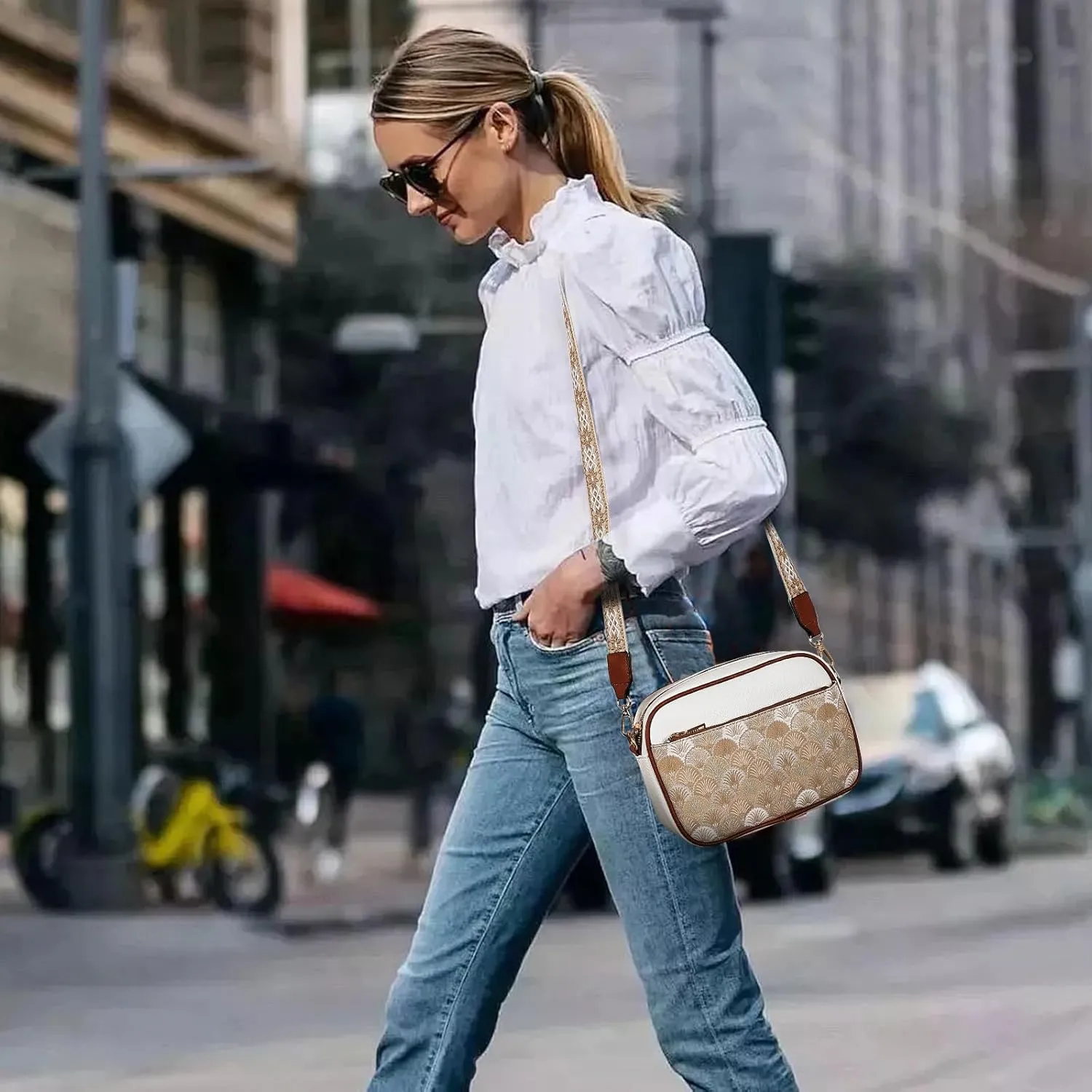 Crossbody Purses for Women Vegan Leather Small Handbags Bags with Detachable Coin Pouch Adjustable Guitar Wide Strap