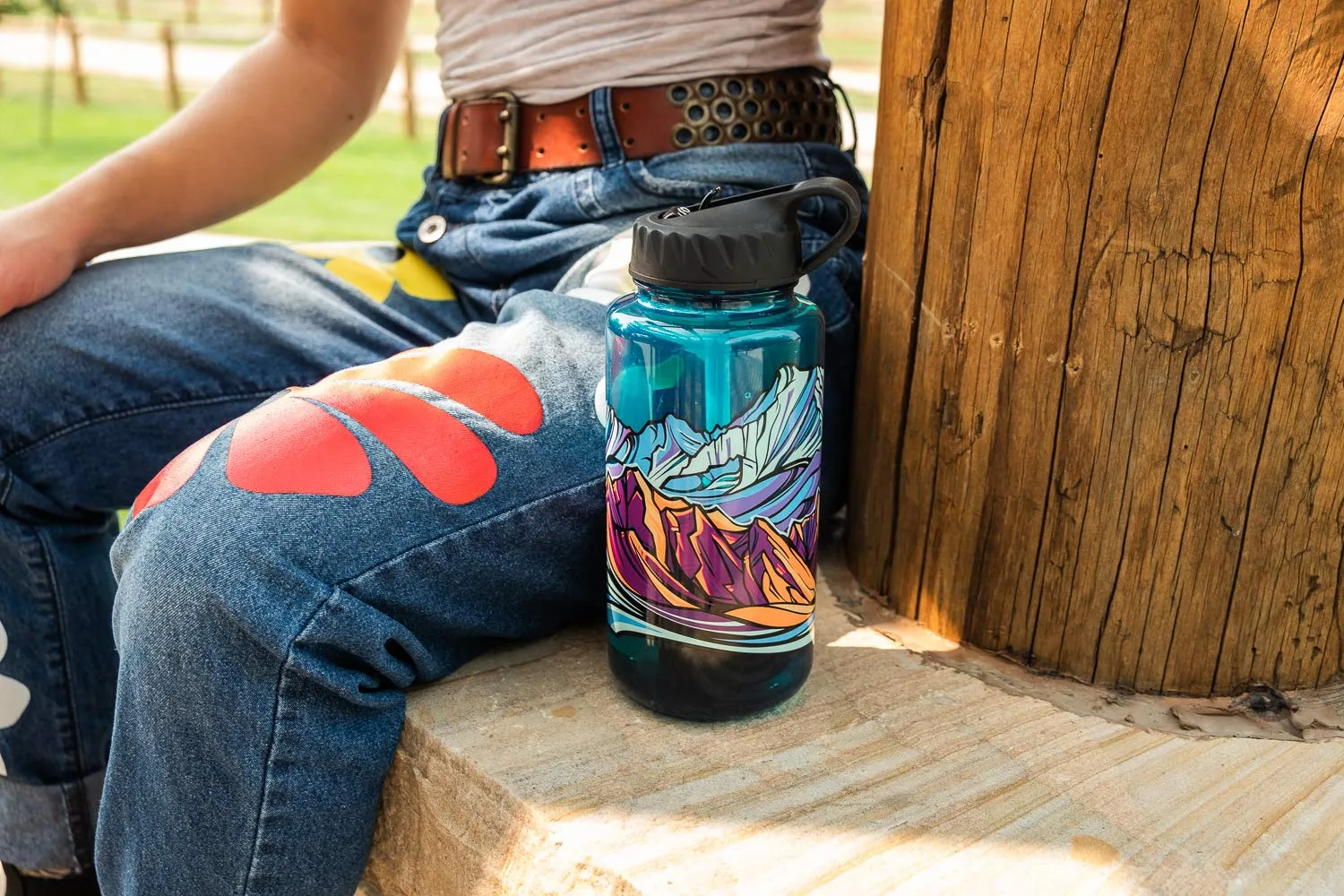 Epic Water Filters Nalgene OG Water Bottle with Filter, USA Made, BPA Free, Removes 99.99% Tap Water Contaminants, Forever Chemicals, Leggitt Art, 32 oz
