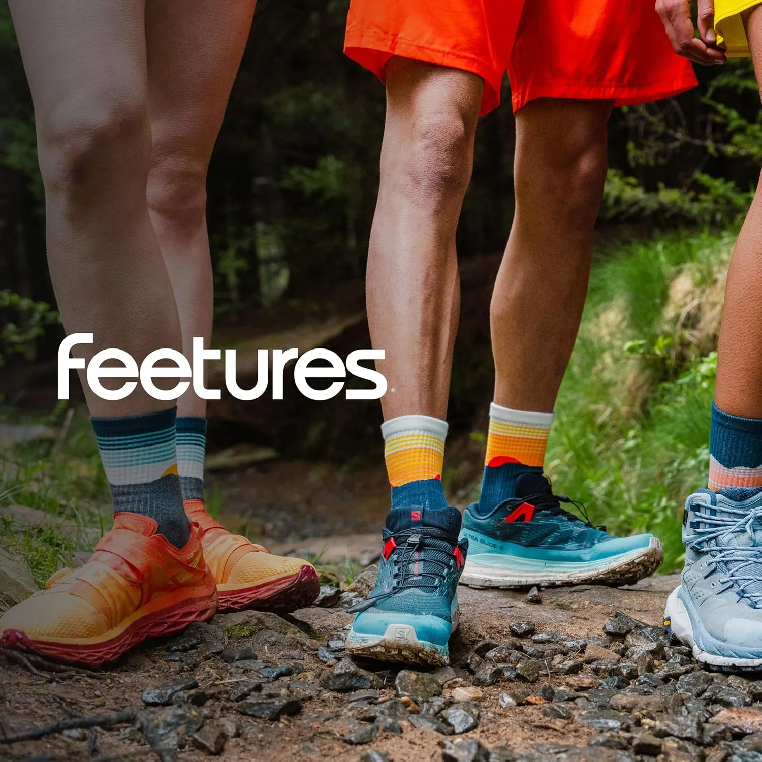 Feetures Trail Max Cushion Mini Crew Sock - Hiking Socks for Men & Women(1 Pair)