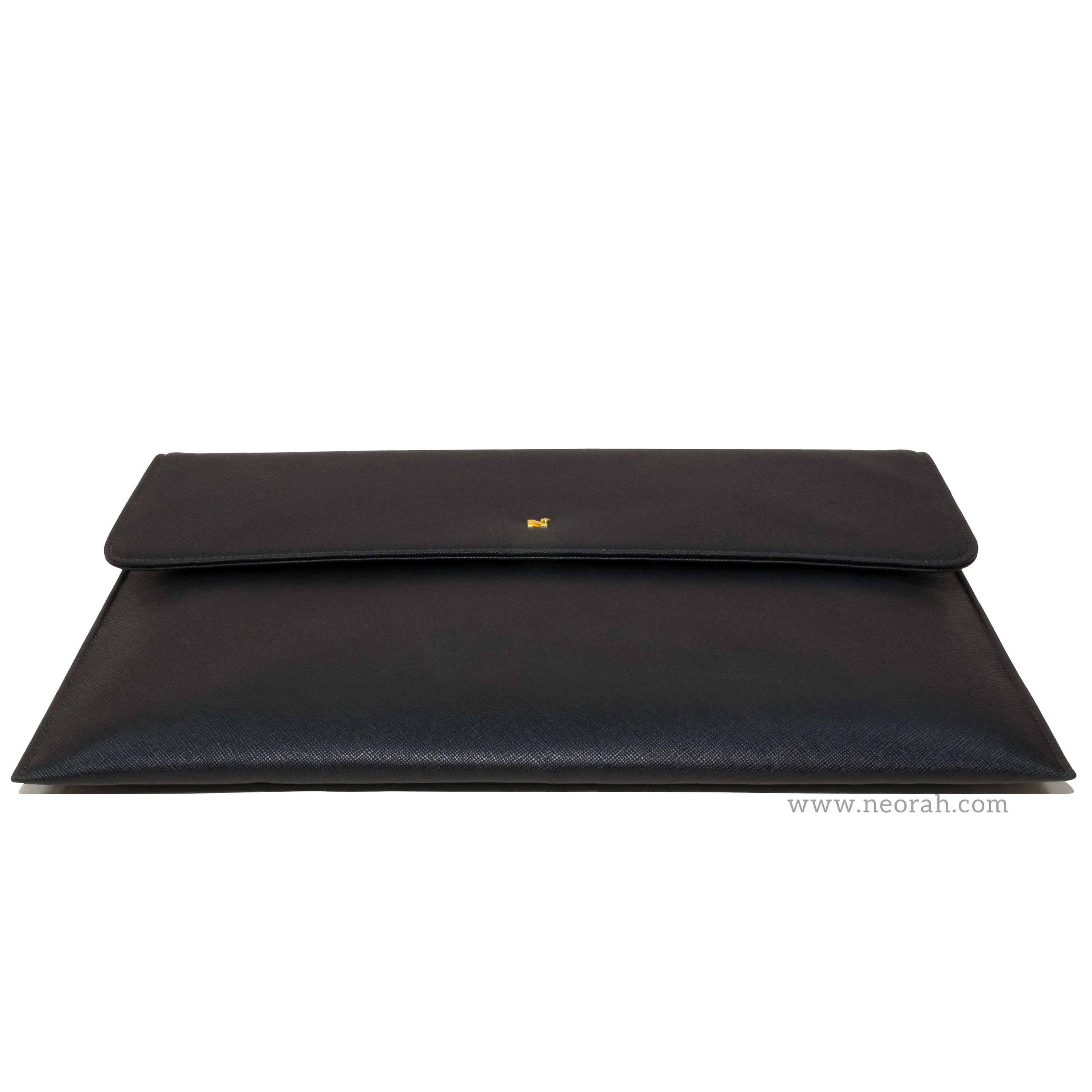 LAPTOP SLEEVE WITH FLAP   MAGNETIC CLOSURE