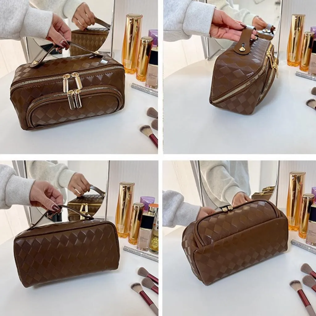 Large Capacity Checkered Makeup Bags Portable Travel Cosmetic Bags Open-Flat Toiletry Bag for Women Girls Make Up Organizer with Divider Pouch Zipper Bag (B-brown)