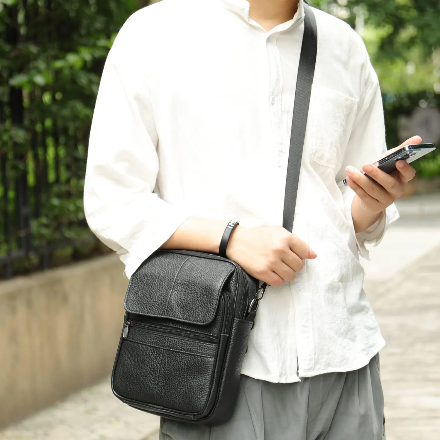 Leather Shoulder Messenger Handbag for Men Business Travel Outdoor Crossbody Pack Casual Pouch Briefcase Hand Bag Daypack