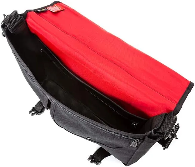 Manhattan Portage The Wallstreeter Messenger With Back Zipper (Black) | Shoulder Pad Included on Strap | Water Resistant