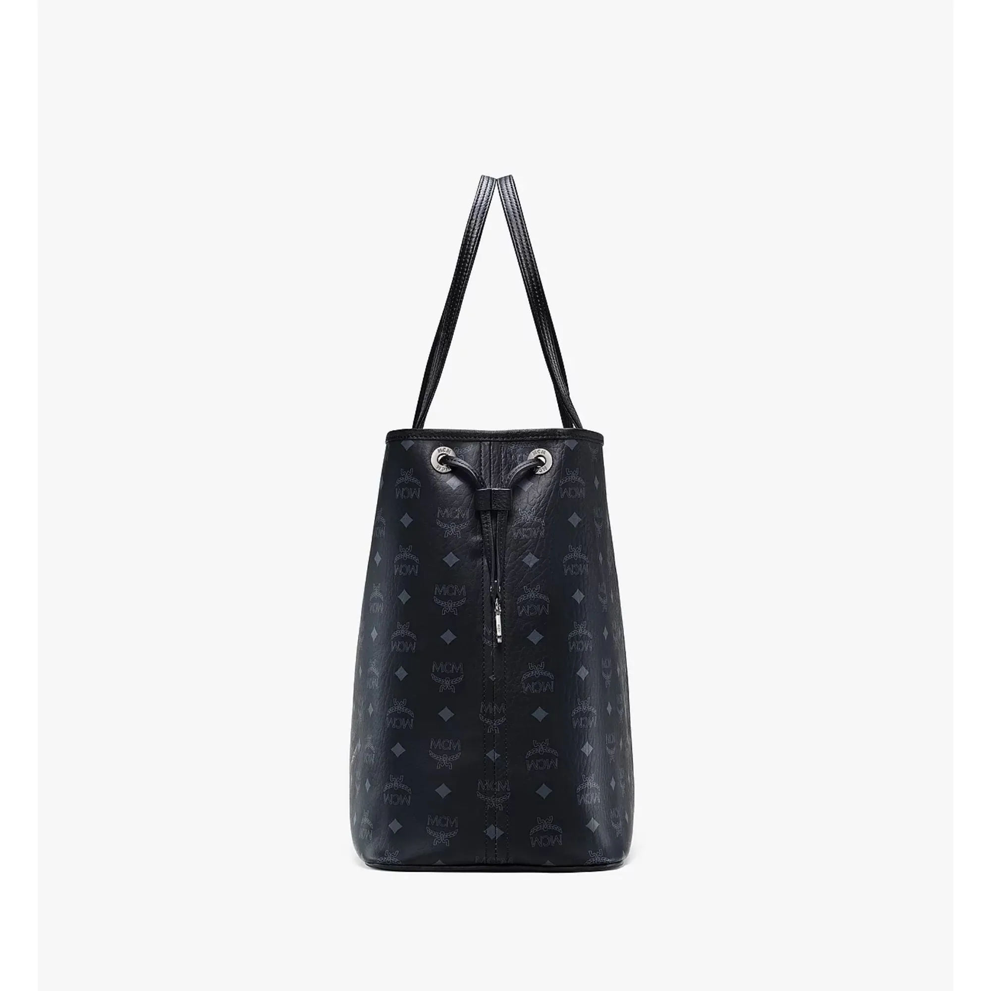 MCM our ultimate lightweight style, the Liz Shopper offers limitless styling opportunities AW20