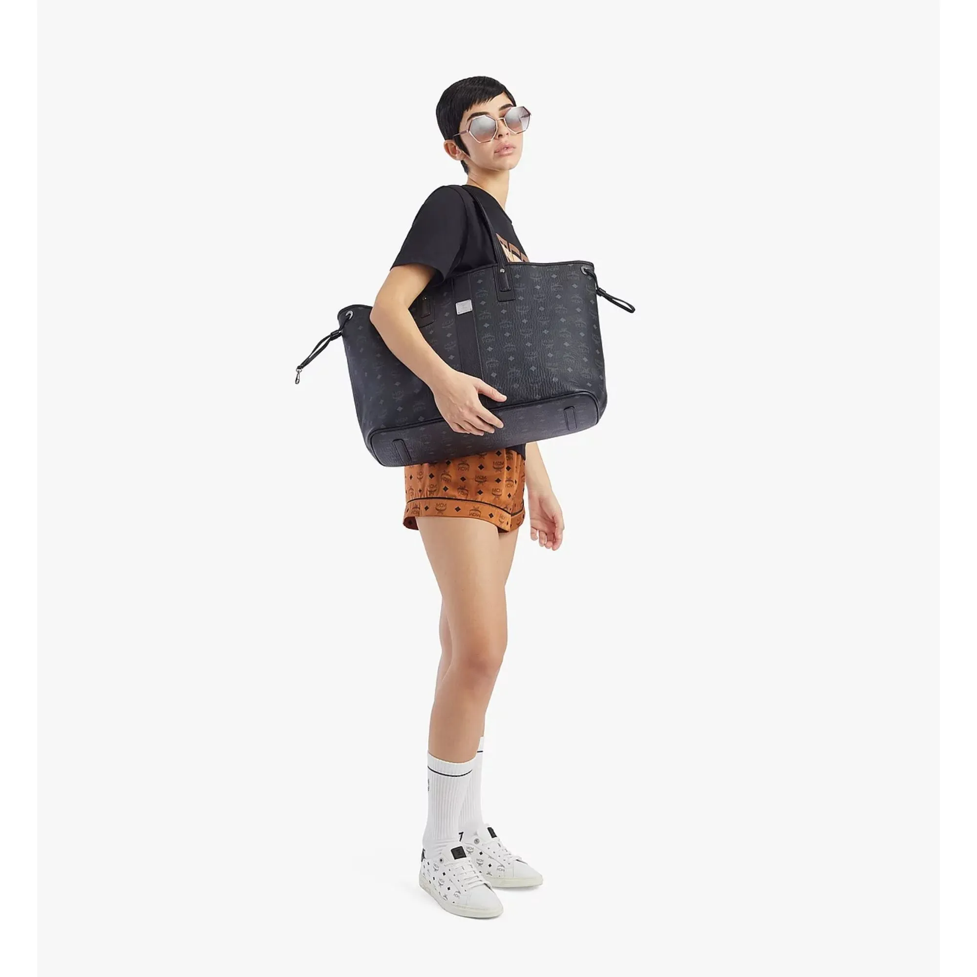 MCM our ultimate lightweight style, the Liz Shopper offers limitless styling opportunities AW20