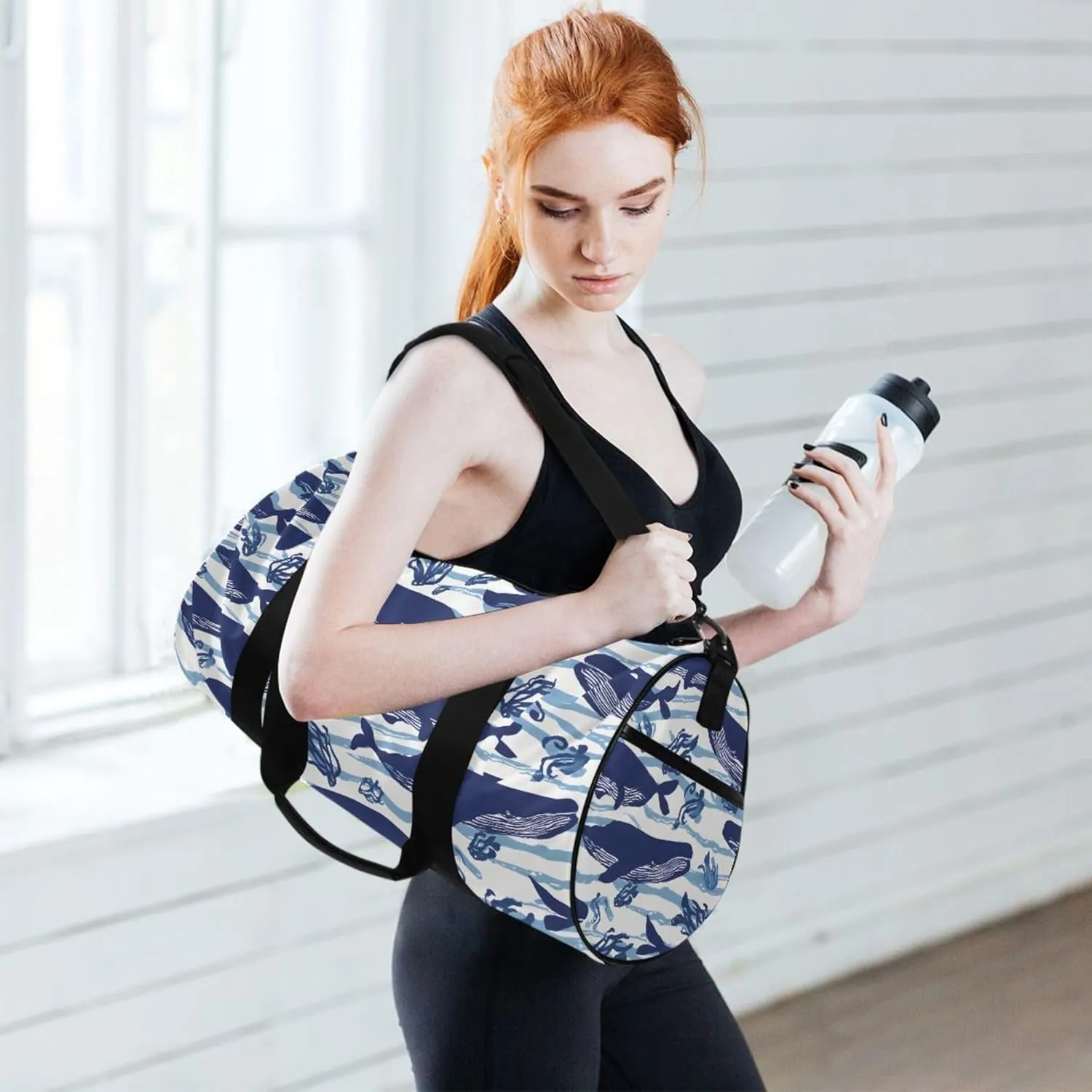 MNSRUU Sports Duffel Bags, Blue Dolphin Athletic Gym Bag Overnight Workout Travel Tote Luggage for Men Women Yoga