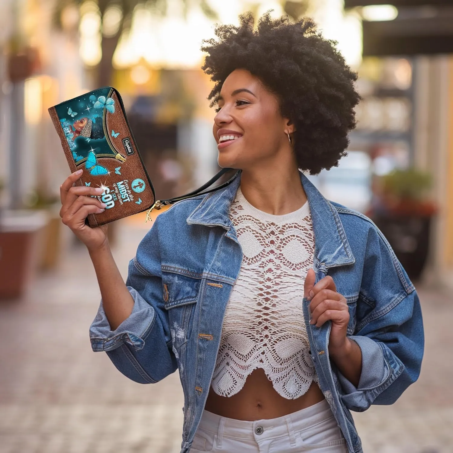 Personalized Wallet for Women – Stylish African Queen Leather Clutch – Mother’s Day Gift for Black Women Celebrating African American Culture and Heritage