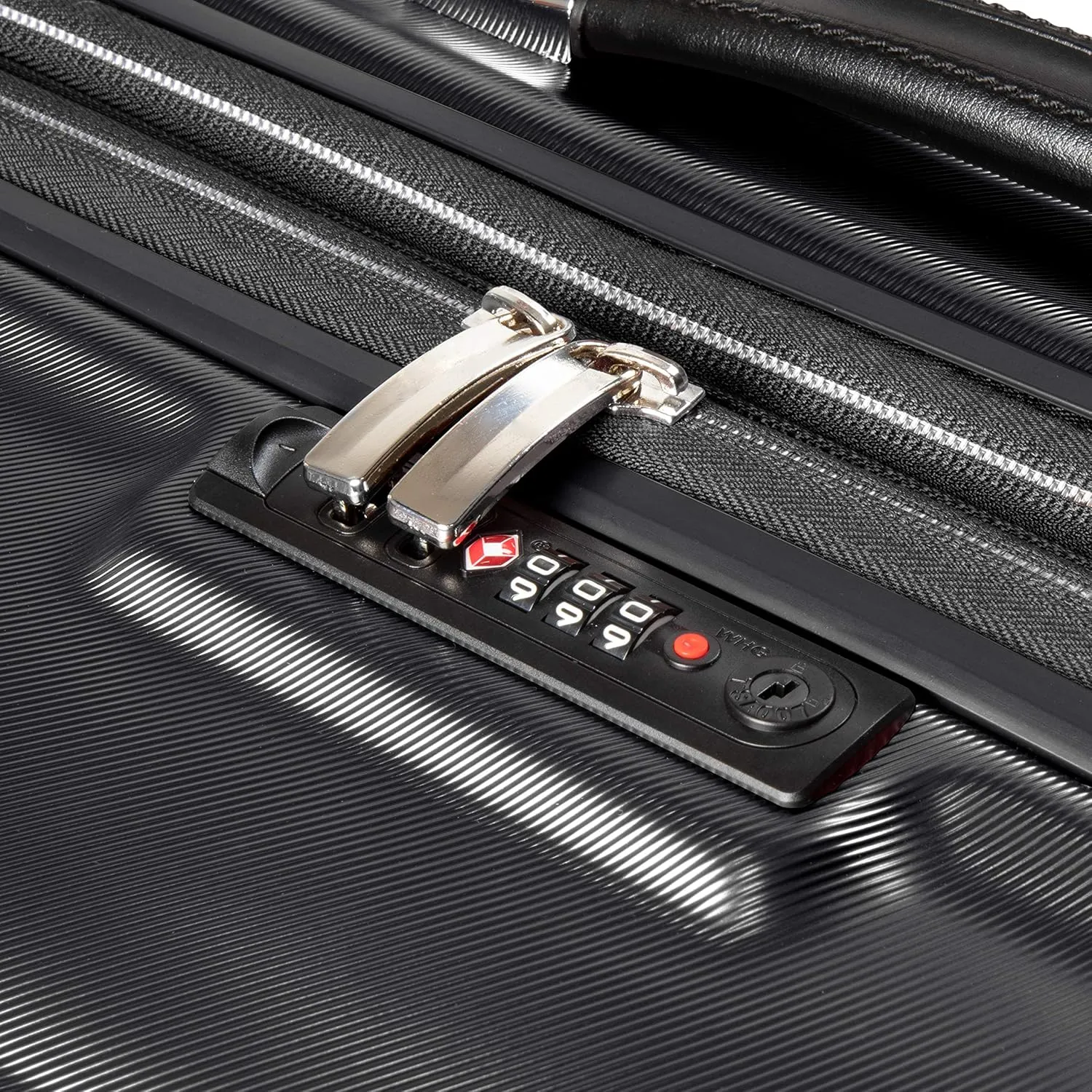 Ricardo Beverly Hills Rodeo Drive Hardside Luggage Spinner Collection