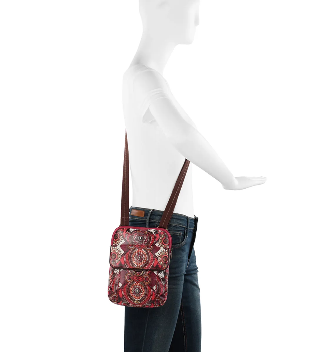 Sakroots New Adventure Wynnie Small Flap Messenger