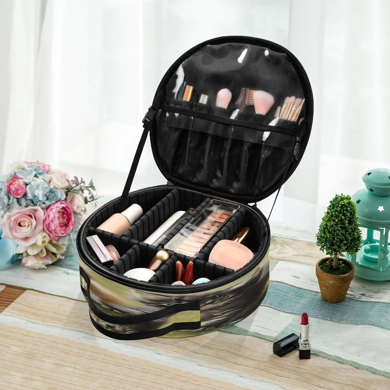 senya Round Cosmetic Pouch Travel Makeup Train Case Cat Kitten Makeup Organizer Bag with Adjustable Dividers Portable for Cosmetics Makeup Brushes Toiletry Jewelry Accessories