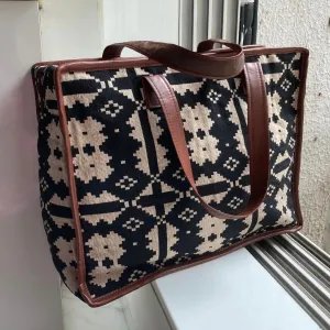 SHOPPERS TOTE