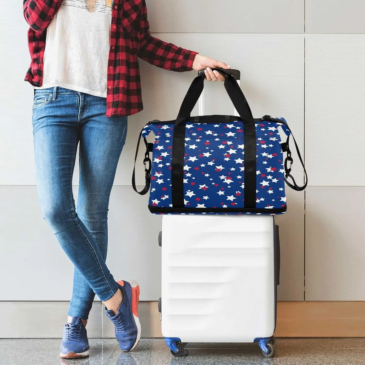 Sport Travel Duffle Bag Large Gym Tote Bag for Women,Independence Day Weekender Bag with Shoe Compartment,Ladies Beach Bag Overnight Bag Luggage Bag with Wet Bag