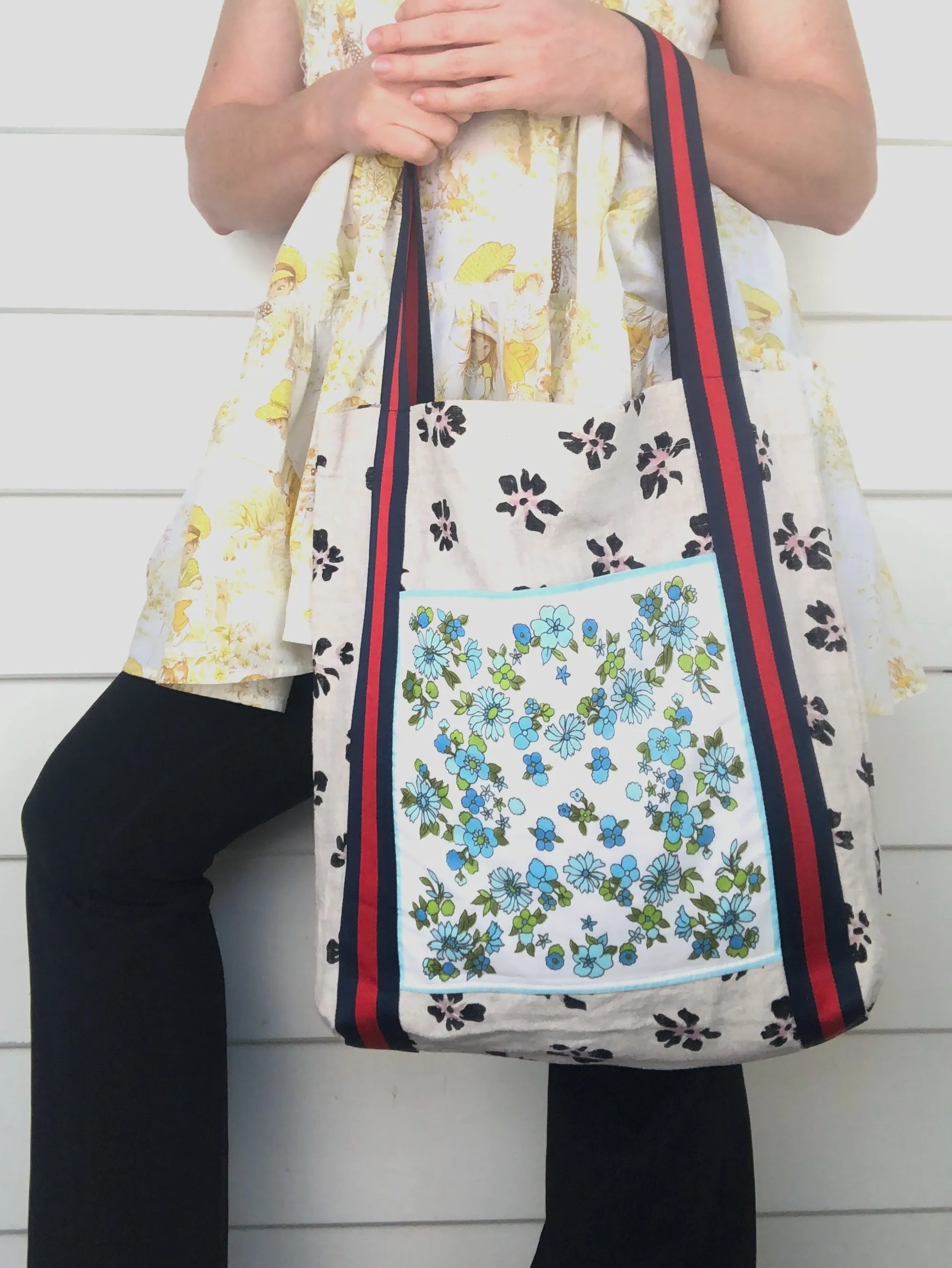 Take me! Tote Bag - Vintage Handkerchief - Flowers