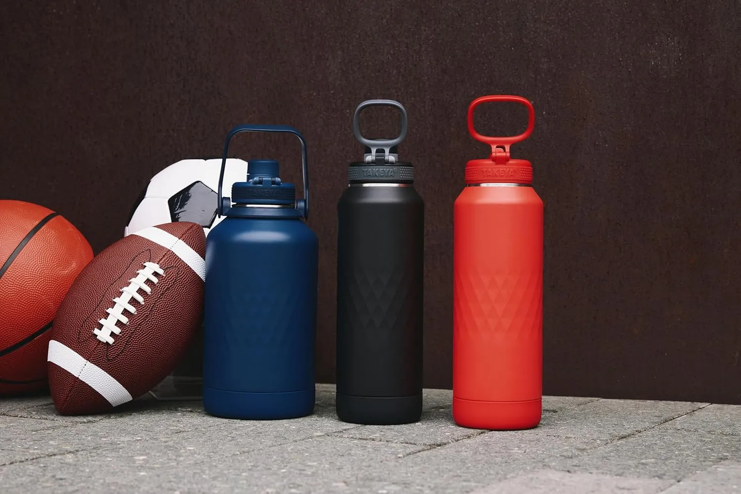 Takeya Sport 40 oz Triple-Insulated Stainless Steel Water Bottle, Spout Lid – Leakproof, Sweatproof, BPA-Free, Keeps Drinks Cold 36 Hrs, Hot 14 Hrs – Obsidian