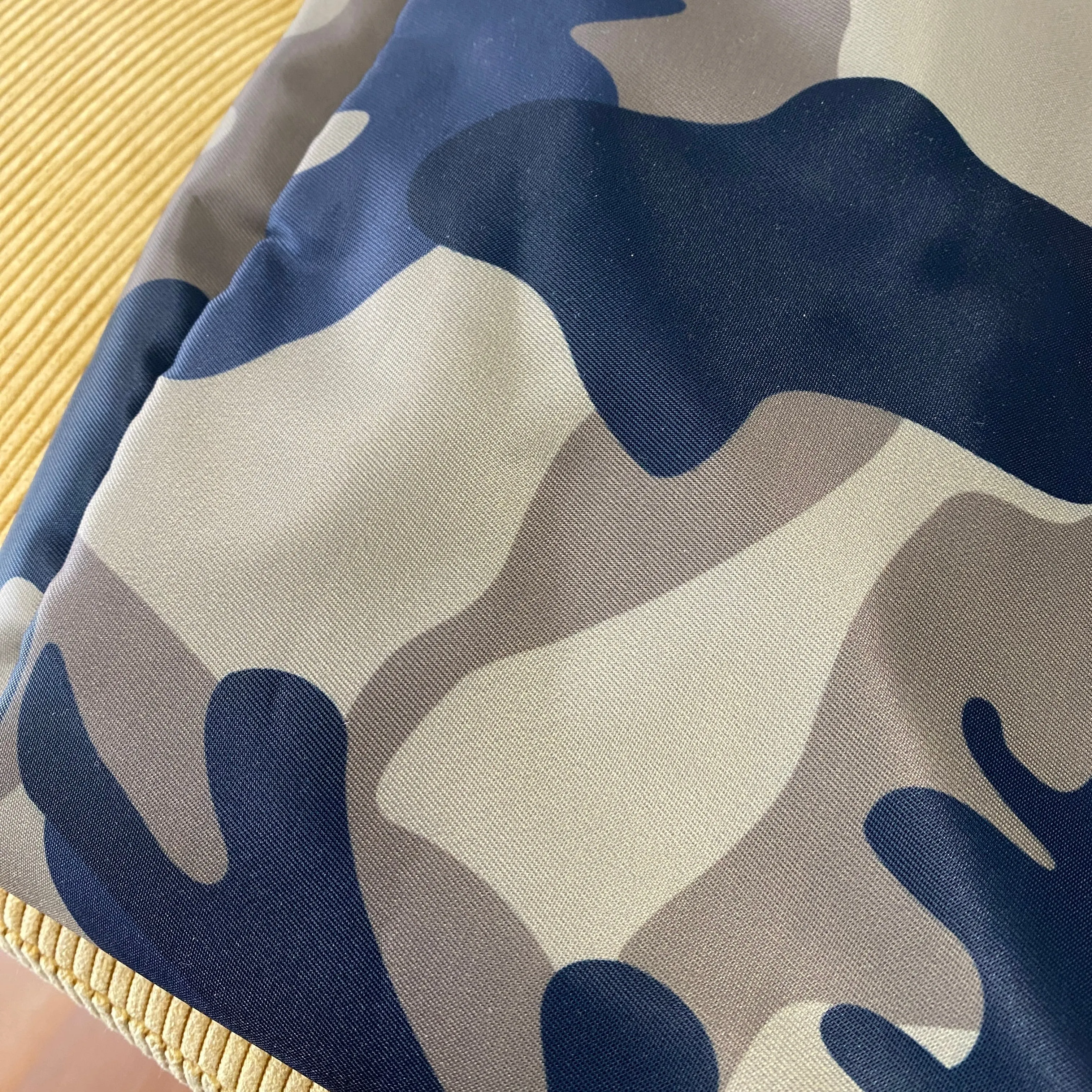 The Weekender Duffle Bag - Pink Camo