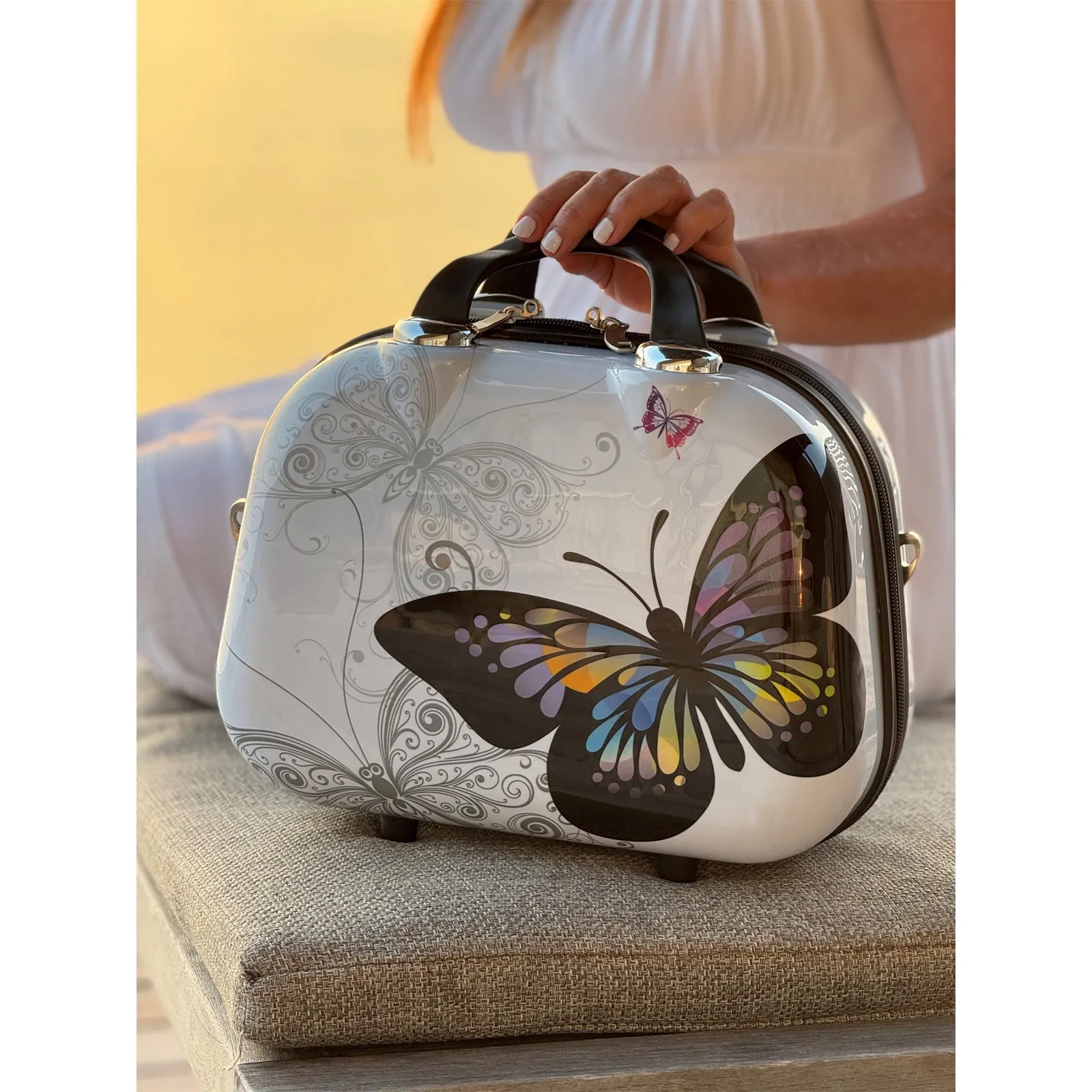 World Traveler Butterfly 13-Inch Hardside Cosmetic Case Shoulder Tote